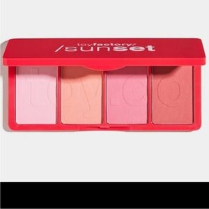 NEW Toyfactory Blush Palette Sunset Squalane Powder 4 High-Payoff Shades Pink